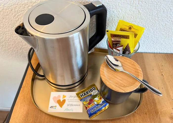 Отель Movieworld *