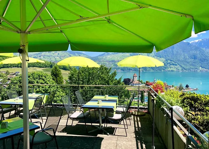 Movieworld Отель *