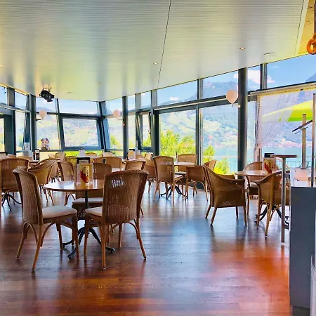 Movieworld Szálloda *