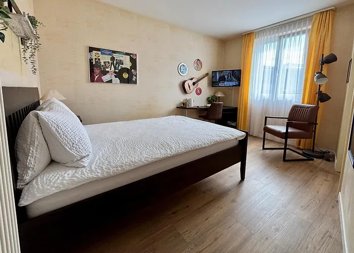 Movieworld Hotel
